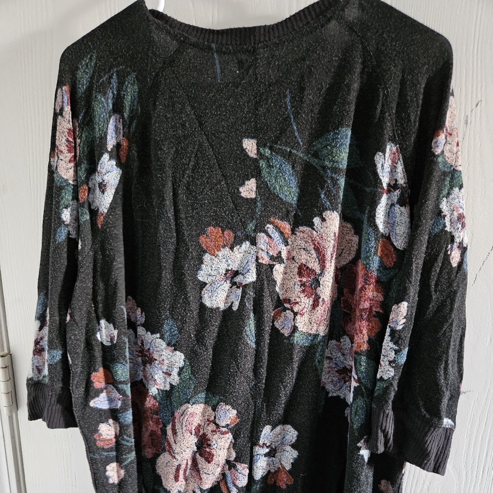 3/4 sleeve lightweight sweater